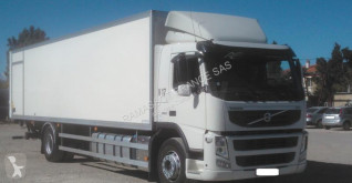 Camion Volvo FM 330 furgone usato