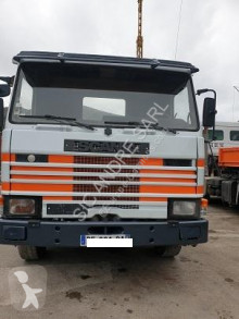 Грузовик трал Scania 94
