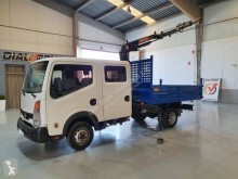 Грузовик платформа Nissan NT 400