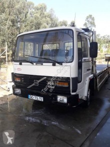 Camion Volvo FL6 11 platformă second-hand