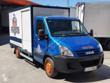 Camião Iveco Daily 35C12 furgão usado