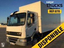 Camión furgón DAF LF45 FA 220