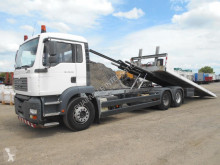 Camión portamáquinas MAN TGA 28.350