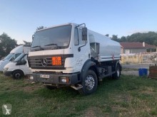 Vrachtwagen Mercedes SK 1824 tweedehands tank koolwaterstoffen