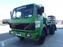 Camião estrado / caixa aberta Mercedes 1017