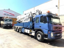 Camion betoniera autopompă de beton Volvo FM12 420