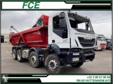 Lastbil ske Iveco Trakker