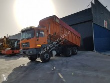 Camión volquete de obra MAN DF 33.364