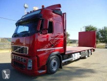 Camion porte engins Volvo