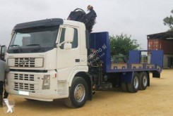 Camión portamáquinas usado Volvo