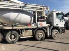 Camion betoniera cu malaxor si pompa Mercedes Actros 3236