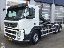 Camión portacontenedores Volvo FM 410