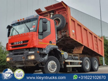 Camion benne Iveco Trakker