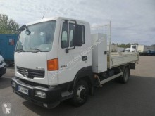 Camion Nissan Atleon 80.19 benă second-hand
