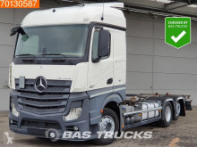 Camión BDF Mercedes Actros 2542