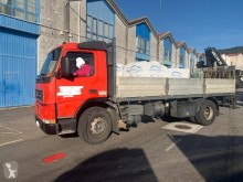 Camion plateau ridelles Volvo FM 290
