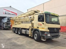 Mercedes concrete pump truck truck Actros 3236