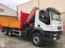 Camion plateau occasion Iveco Trakker 350
