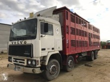 Camion Volvo F12 360 transport animale second-hand