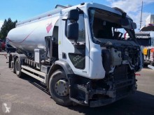 Ciężarówka cysterna do paliw powypadkowa Renault