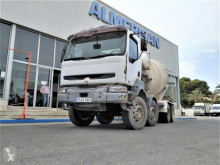Camion béton toupie / Malaxeur Renault Kerax 370