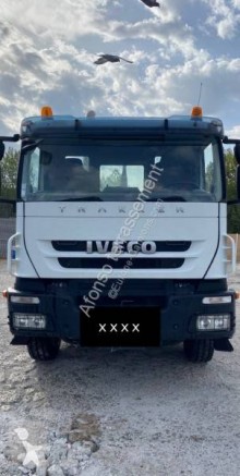 Camion multiplu Iveco Trakker 410