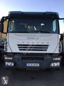 Camión multivolquete usado Iveco Trakker AD 190 T 36