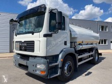Camion citerne MAN TGM 18.280
