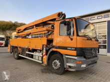 Camión Mercedes Actros 1831 4x2 Betonpumpe Putzmeister M24-3 bomba de hormigón usado