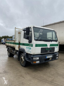 Camion MAN LE 180 C benne occasion