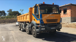 Camion bi-benne Iveco Trakker