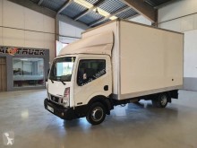 Camion Nissan NT 400 fourgon déménagement occasion