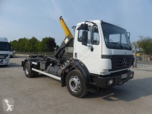 Mercedes billenőplató teherautó Actros 1824