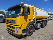 Camion citerne Volvo FM9-300 6x2*4 Euro 3 19.300 l. ADR