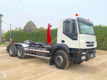 Camion polybenne Iveco Trakker 260T38 6X4 DOPPIA TRAZIONE SCARRABI