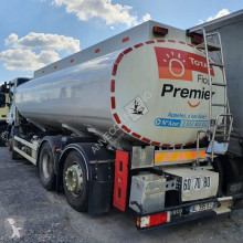 Camion citerne Iveco 310