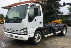 Kamión Isuzu nqr190.75 ojazdený