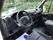 Camion cu prelata si obloane Renault MASTER PLANDEKA