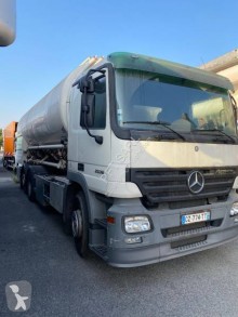 Camion citerne alimentaire Mercedes Actros 2536
