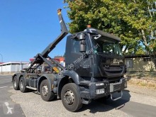 Camion polybenne Iveco Trakker 340 T 45