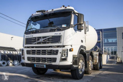 Camión Volvo FM12 hormigón cuba / Mezclador usado