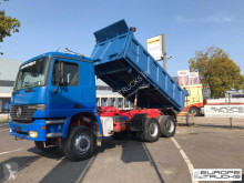 Camión volquete usado Mercedes Actros 3343