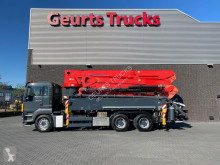 Camión MAN TGS 26.440 hormigón mezclador + bomba usado