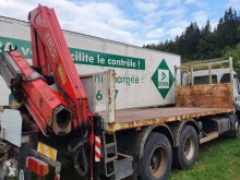 Camión caja abierta Renault Kerax 370.26 (6X4)