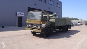 Ciężarówka DAF 1300 platforma używana