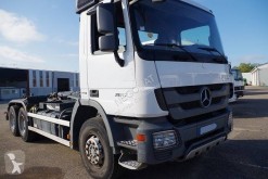 Camion polybenne Mercedes Actros 2636