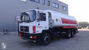 Camion citerne occasion MAN 24.232 (6 CYLINDER / MANUAL PUMP / 18730L / 4 COMPARTMENTS)