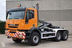 Kamión Iveco Trakker 450 hákový nosič kontajnerov ojazdený