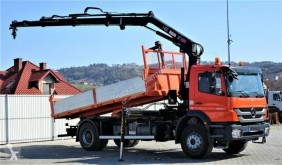 Camion plateau Scania P 400