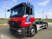 Ciężarówka Hakowiec używana Mercedes Actros 1832